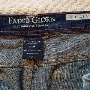 NWOT Men's 36 x 36 relaxed fit jeans